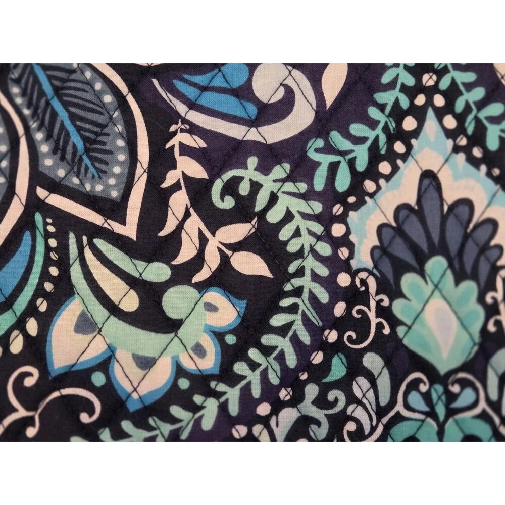 Vera Bradley Blue Island Medallion Hanging Travel Makeup Bag Roll Up
